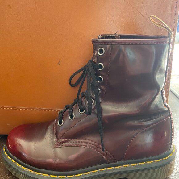 Dr. Martens Cherry Red 1460 Vegan Patent Leather Chelsea Boots Size 6 - Picture 8 of 14
